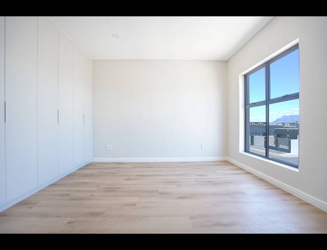 3 BEDROOM HOUSE FOR SALE IN SANDOWN